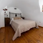Smaro Firostefani