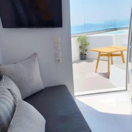 Smaro Ξενοδοχείο με διαμερίσματα 4*