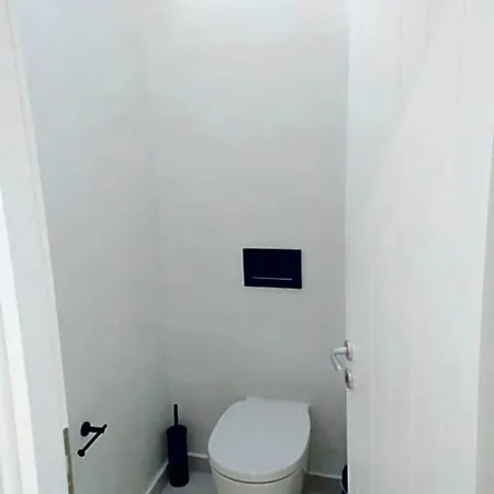 Smaro Aparthotel Firostefani