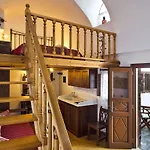 Smaro Aparthotel