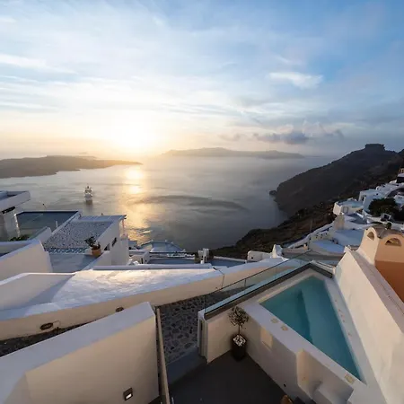 Smaro מלון דירות פירוסטפני