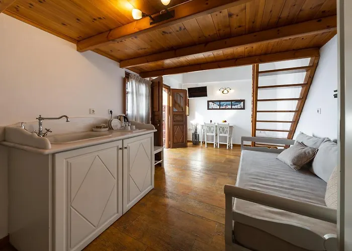 Smaro 3* Firostefani